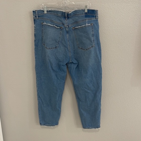 Mom High Rise - Picture 3 of 3